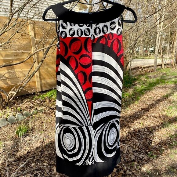 RED, BLACK & WHITE GEOMETRICAL SLEEVELESS SHEATH DRESS 14/16 NWOT - Picture 7 of 17